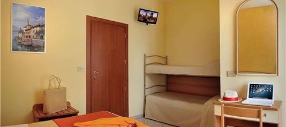 Hotel in Rimini, Italy 700m², Nr. 275963 9