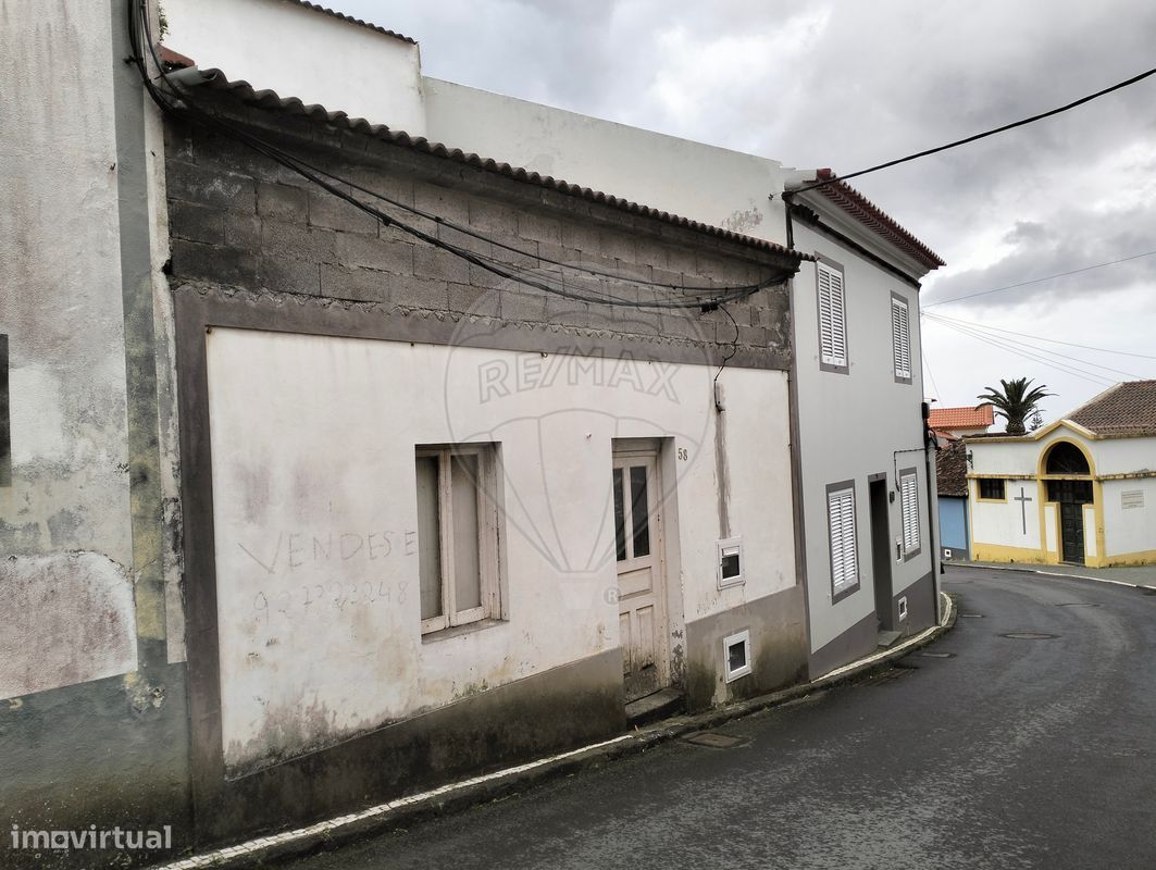 Casa de 2 dormitorios en Ribeira Grande, Portugal No. 179143