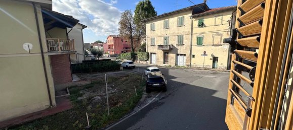 2 bedrooms House in Santa Maria a Monte, Italy No. 300276 15