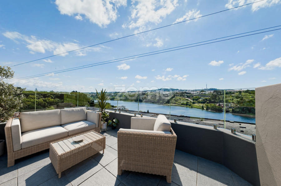 3 chambres Maison à Valbom, Portugal No. 196291