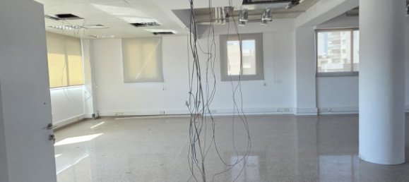 Escritório em Strovolos, Chipre 200 m² N.º 173062 2