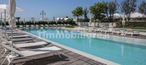Apartamento de 2 dormitorios en Jesolo, Italy No. 322672 19