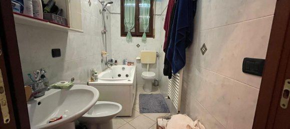 Apartamento de 4 divisões em Fiorano Modenese, Italy N.º 23702 17