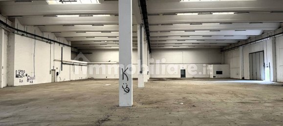 5غرفة مستودع في Pontirolo Nuovo, Italy رقم 131739 10