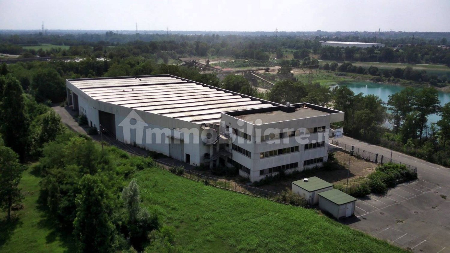 5غرفة مستودع في Pontirolo Nuovo, Italy رقم 131739