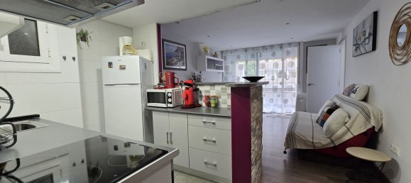 2 bedrooms Apartment in Lloret de Mar, Spain No. 143890 3