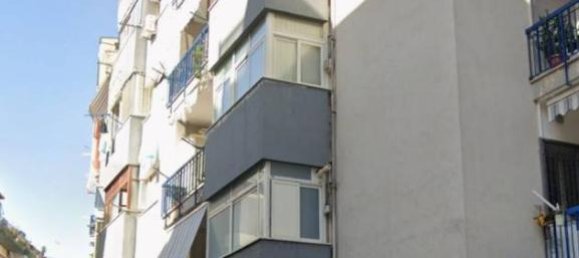 4 rooms Apartment in Naples, Italy No. 32013 10