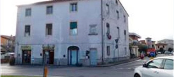 3-Zimmer Wohnung in Lucca, Italy, Nr. 197046 6