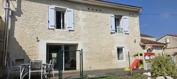 3 غرف نوم منزل في Charente, France رقم 277453 3