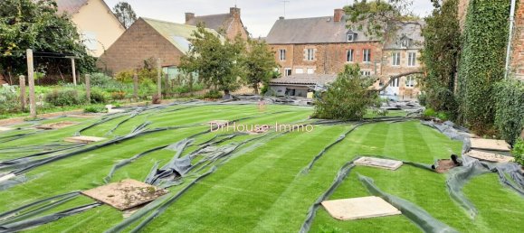 Grundstück in Saint-James, France 486m², Nr. 357554 2