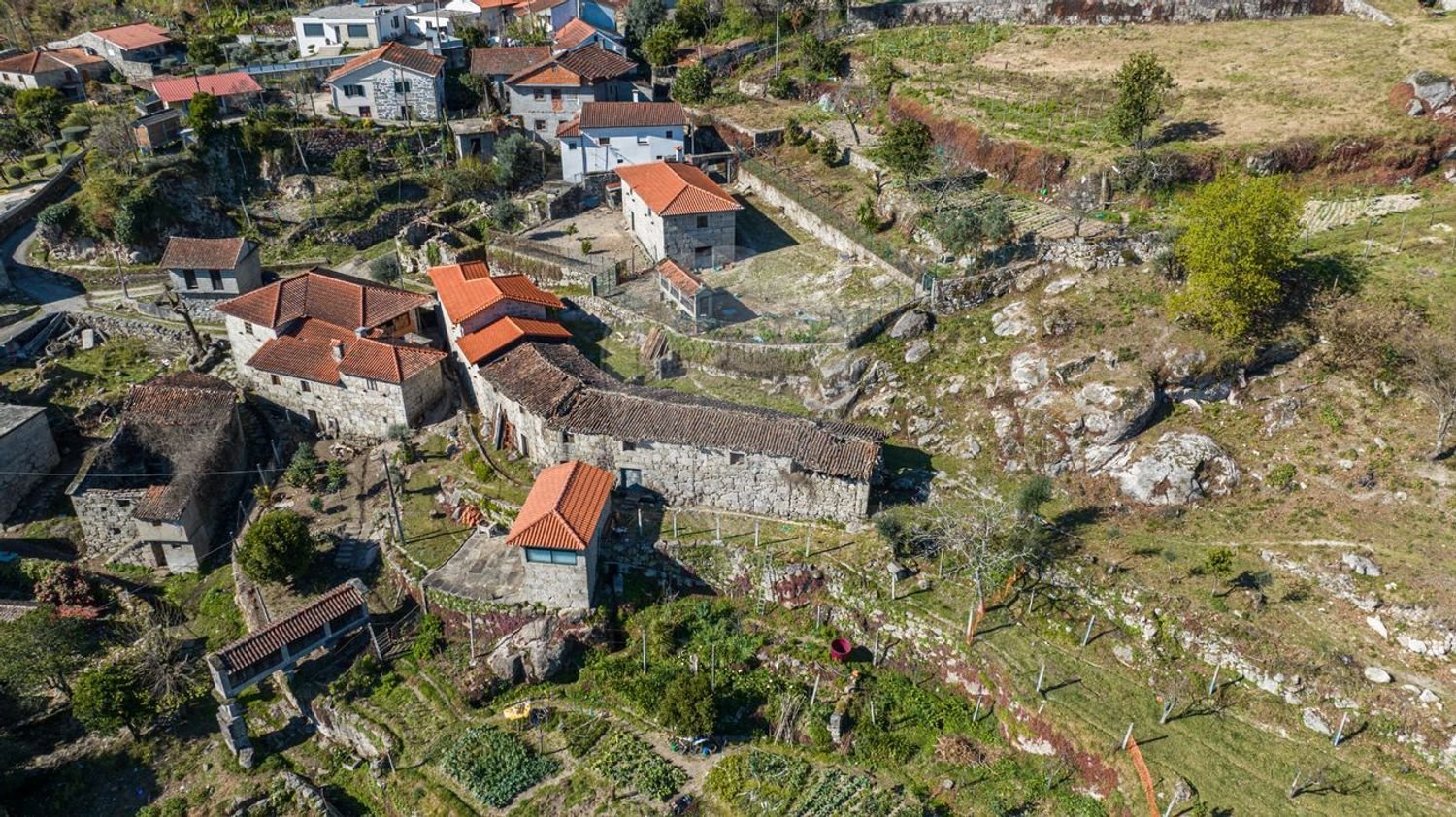 3 غرف نوم منزل في Valdreu, Portugal رقم 180253