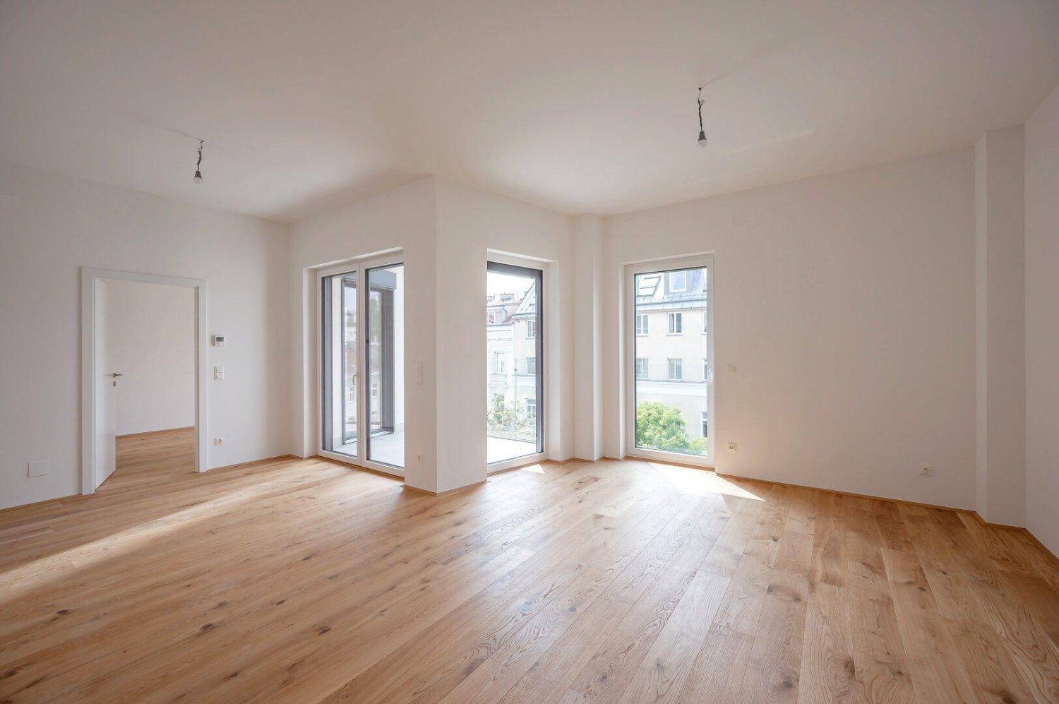 2 rooms Penthouse in Favoriten, Austria No. 215258