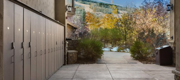 Кафе / ресторан с 1 спальней в Вейл, США № 255 24