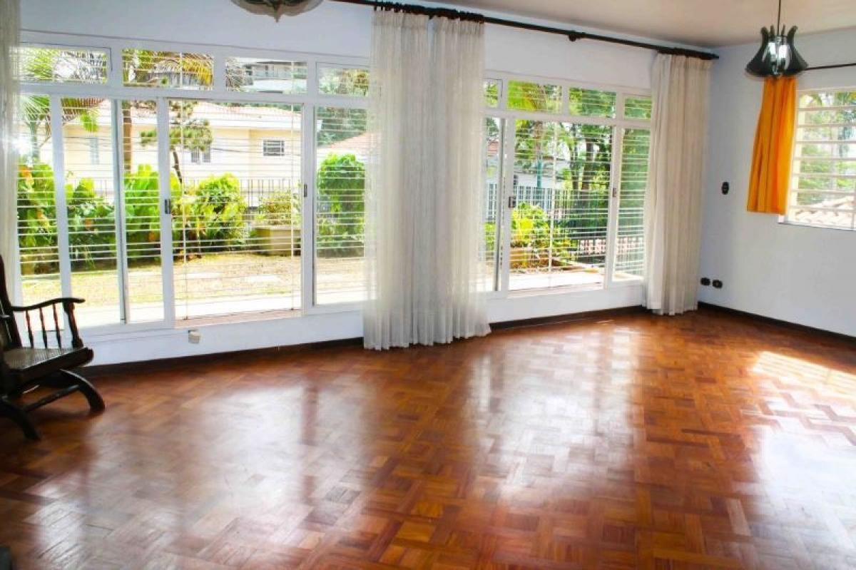 4 bedrooms House in Sao Paulo, Brazil No. 466974