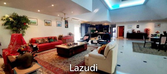 3 bedrooms Cafe / restaurant in Pattaya, Thailand No. 15759 10