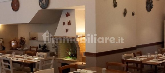 Propriété commerciale à Riolo Terme, Italy 100m² No. 316166 3