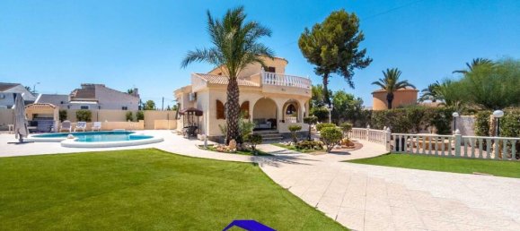 4 bedrooms Villa in Torrevieja, Spain No. 261785 13