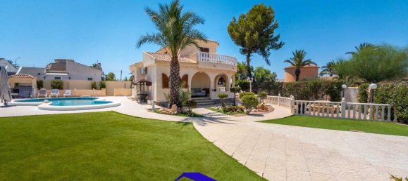 4 bedrooms Villa in Torrevieja, Spain No. 261785 12
