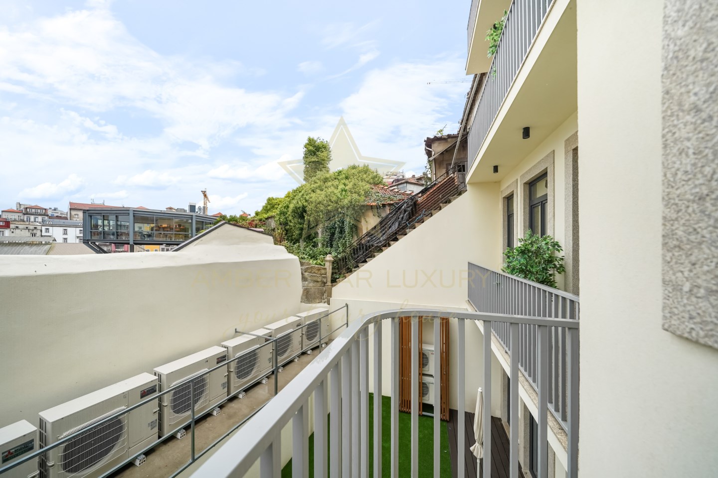 2 bedrooms Apartment in Porto, Portugal No. 136790