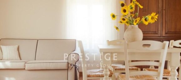 Отель, гостиница с 12 спальнями в Лучиньяно, Италия № 174885 16