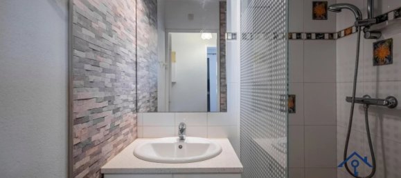 Квартира с 2 комнатами в Си-Фур-ле-Пляж, Франция № 285589 7