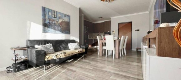 4 rooms Apartment in Rome, Italy No. 23128 4