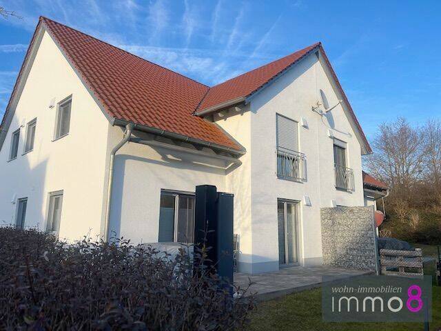 5 rooms Townhouse in Aichach-Friedberg, Germany No. 266024