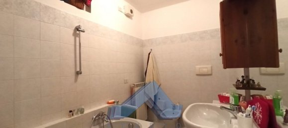 2 Schlafzimmer Wohnung in Albano Sant'Alessandro, Italy, Nr. 361121 10