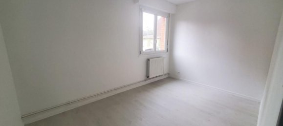 2 bedrooms Apartment in Ronchin, France No. 209272 9