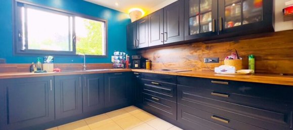 Casa de 5 dormitorios en Labastide-Saint-Pierre, France No. 321999 5