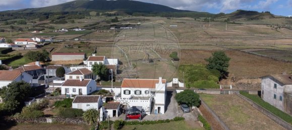 3 bedrooms House in Angra do Heroismo, Portugal No. 159367 28