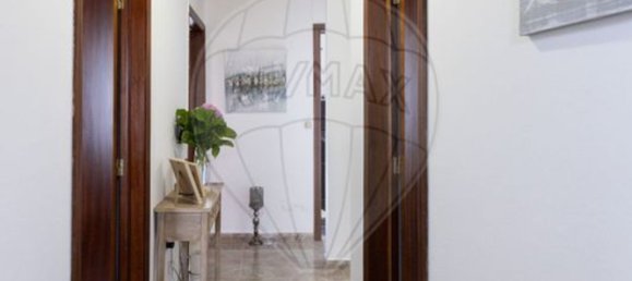 3 bedrooms House in Angra do Heroismo, Portugal No. 159367 4