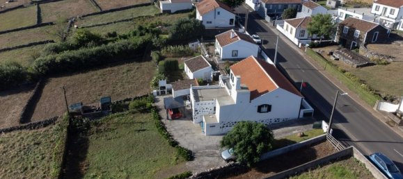 3 bedrooms House in Angra do Heroismo, Portugal No. 159367 26