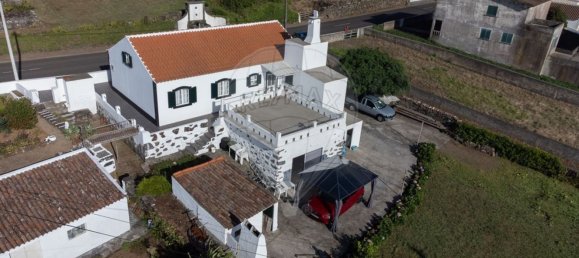 3 bedrooms House in Angra do Heroismo, Portugal No. 159367 21