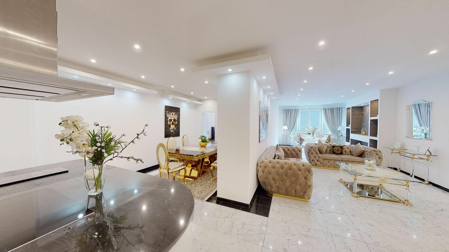 2 غرف نوم عقار تجاري في Mulhouse, France رقم 103458