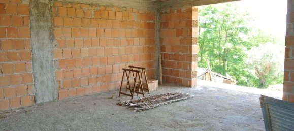 Дом с 3 комнатами в Ренде, Италия № 180918 5