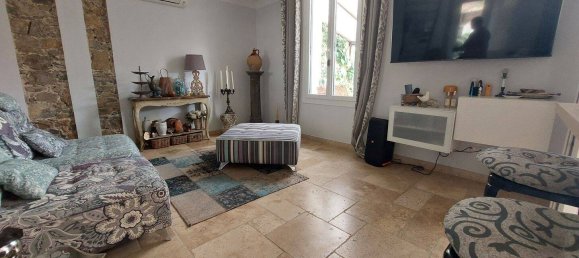 2 bedrooms House in Toulon, France No. 326575 7