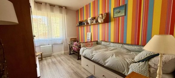 Apartamento de 3 dormitorios en Villemomble, France No. 354757 7