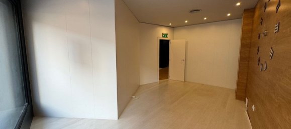 117m² Office in Guardamar del Segura, Spain No. 184633 11