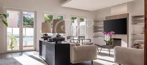 5 bedrooms Villa in Cascais, Portugal No. 121062 15