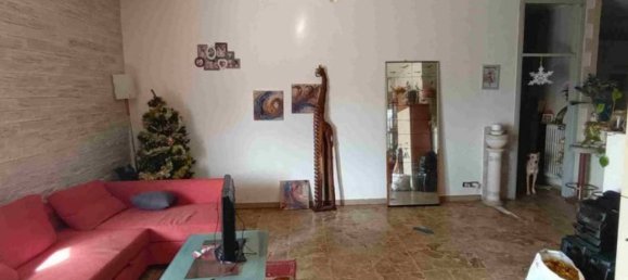 5-salle Appartement à Meda, Italy No. 8510 29