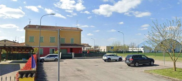 5 rooms Apartment in San Possidonio, Italy No. 298847 8