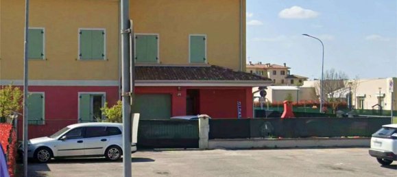 5 rooms Apartment in San Possidonio, Italy No. 298847 9