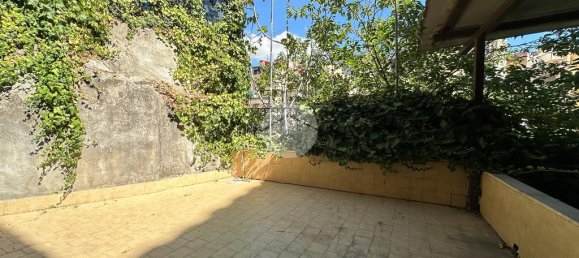 Квартира с 2 спальнями в Неаполь, Италия № 320808 6