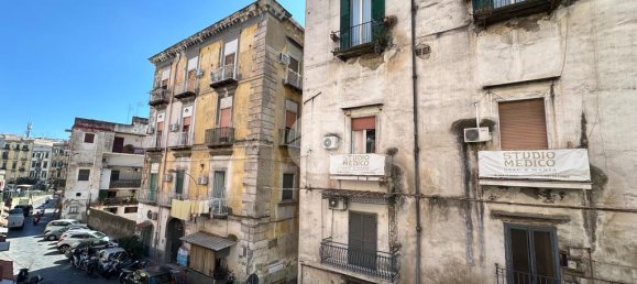 Квартира с 2 спальнями в Неаполь, Италия № 320808 2