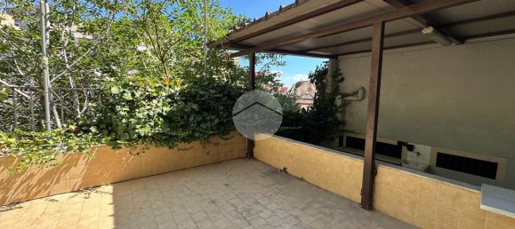 Квартира с 2 спальнями в Неаполь, Италия № 320808 7