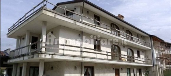 Casa de 3 dormitorios en San Martino Canavese, Italy No. 207262 2