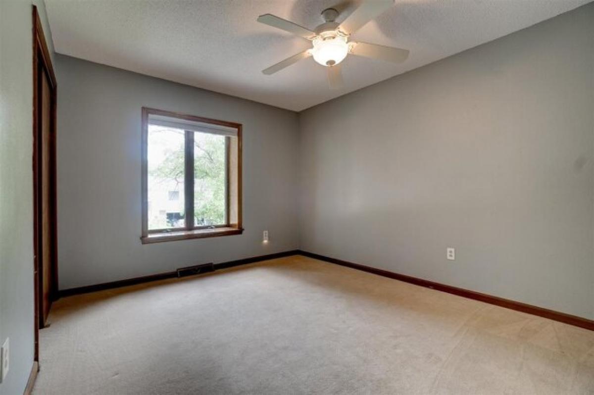 4 bedrooms House in Iowa City, USA No. 374156