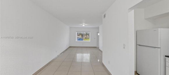 4 Schlafzimmer Doppelhaus in Miami, USA, Nr. 615086 13