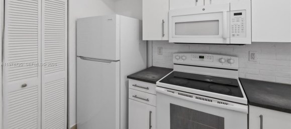 4 Schlafzimmer Doppelhaus in Miami, USA, Nr. 615086 10